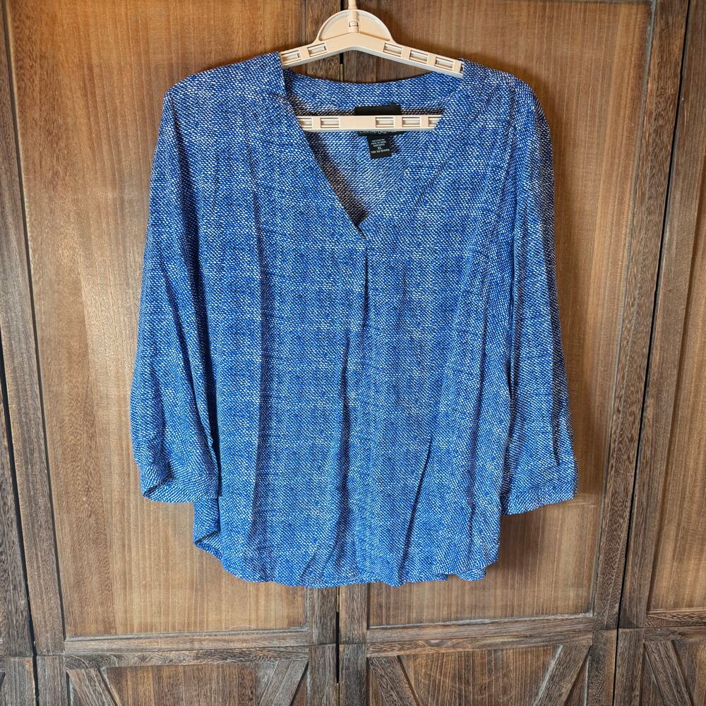 Cynthia Rowley XL Blue Abstract Print Rayon Blouse 3/4 Sleeve V Neck Top